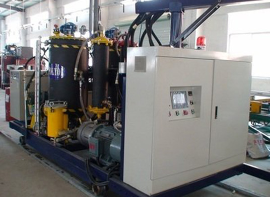 發(fā)泡機(jī)2